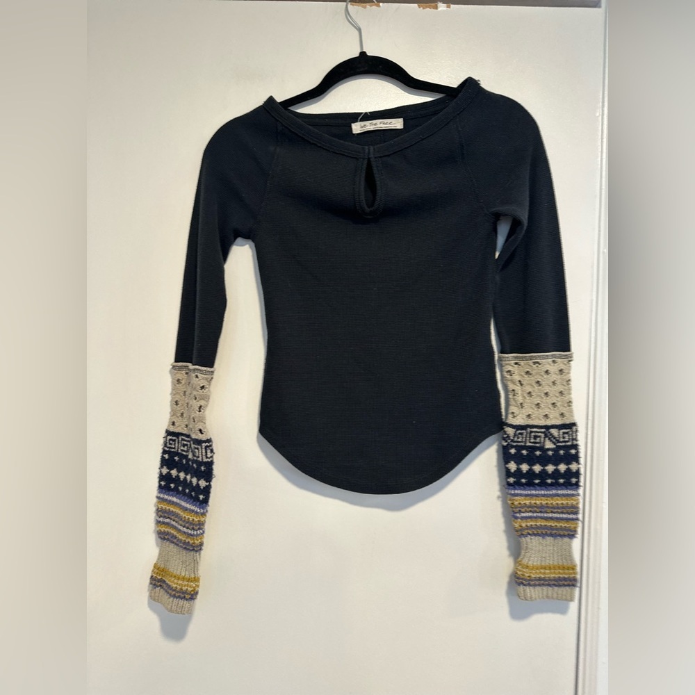 We The Free Sz:XS Black Waffle Knit Long Sleeve Top Open Crochet Sleeves.